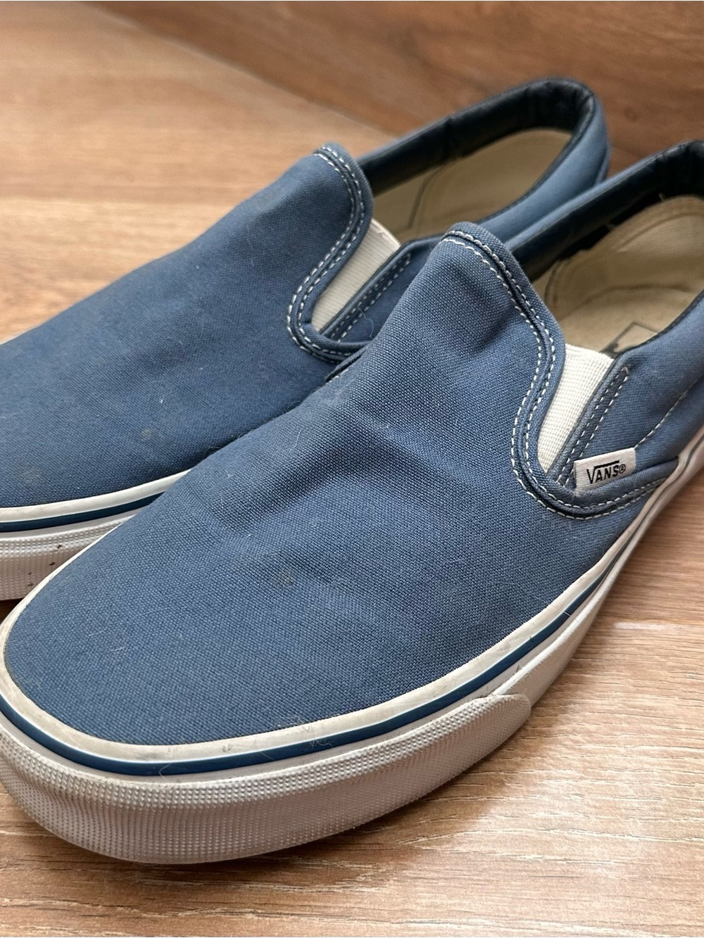 Vans Slip-On Canvas Sneakers in Navy Blue (US Men’s size 10)
